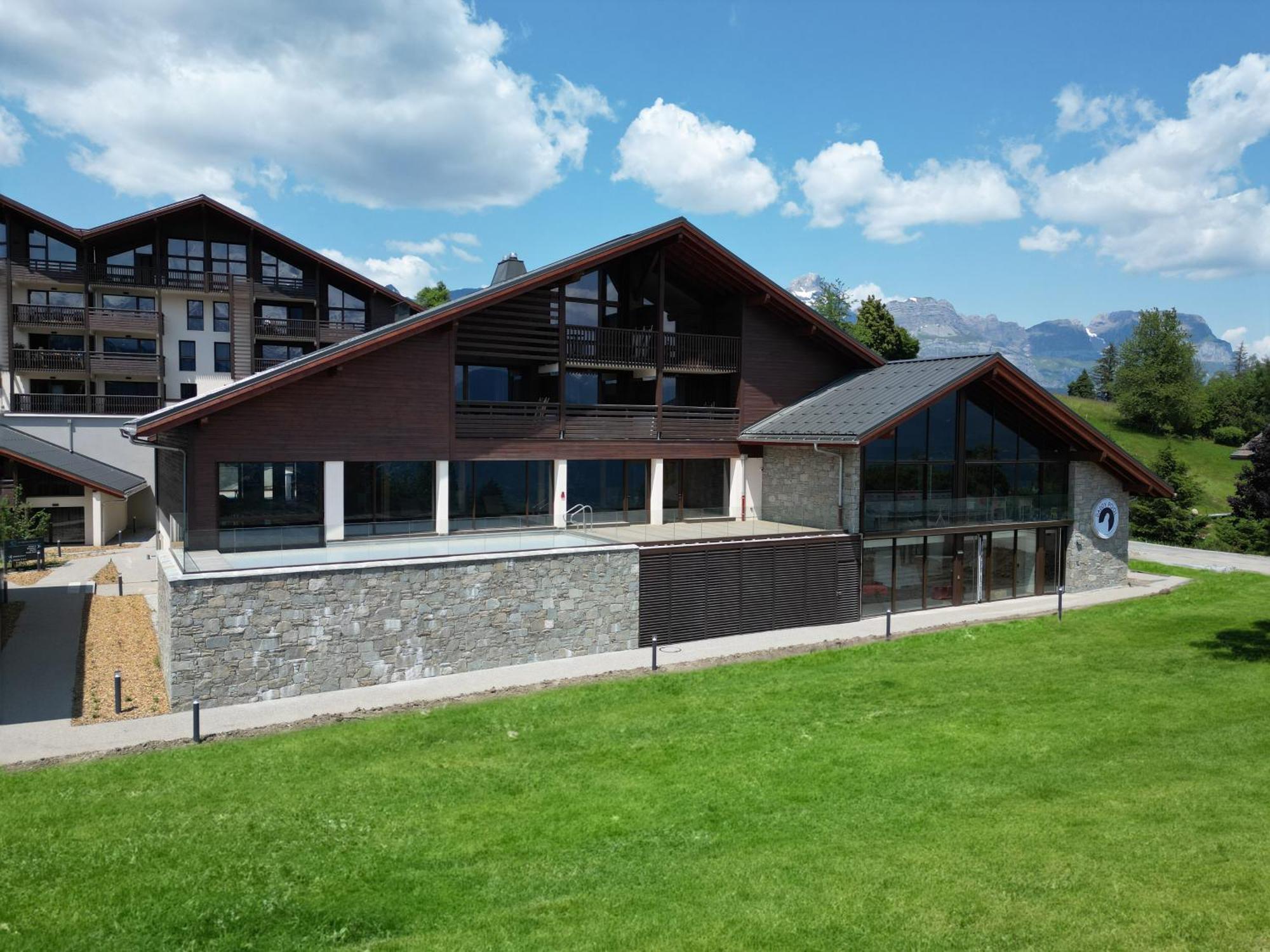 Aparthotel Terresens - Les Roches Blanches Combloux Esterno foto